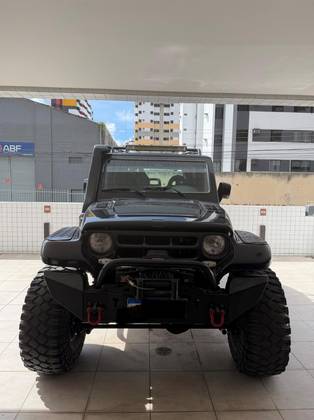 TROLLER T4 2.8 TETO RÍGIDO 12V TURBO INTERCOOLER DIESEL 2P MANUAL